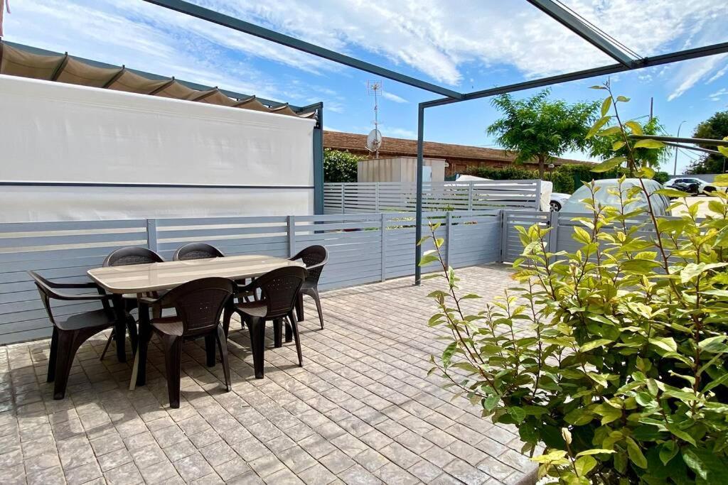 Chalet Moderno Con Piscina En Mont - Roige Bahia Luaran gambar